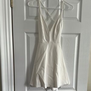Lulu's White Sleeveless V-Neck Mini Sundress
